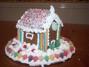 Free baking and assembly instuctions to make a Gingerbread House.