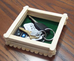 Craft a trinket box from popsicle sticks - easy kids craft