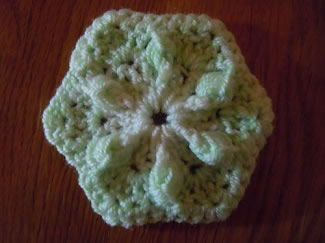 flower in hexagon crochet pattern